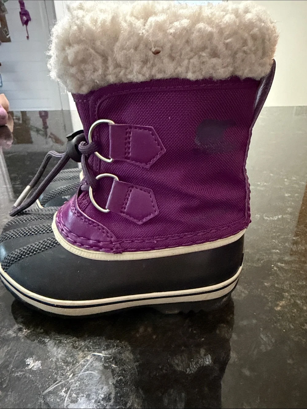 Sorel Kids Purple and Black Winter Boot with Cream Faux-Fur Collar